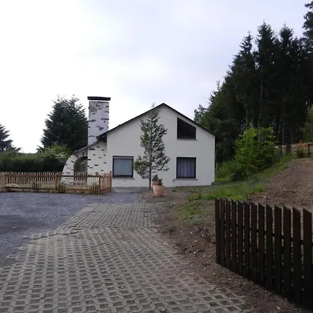 Eifelcottage Eichhornchen Nyaraló *
